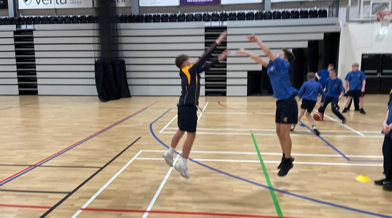Basketball at the Eagles 